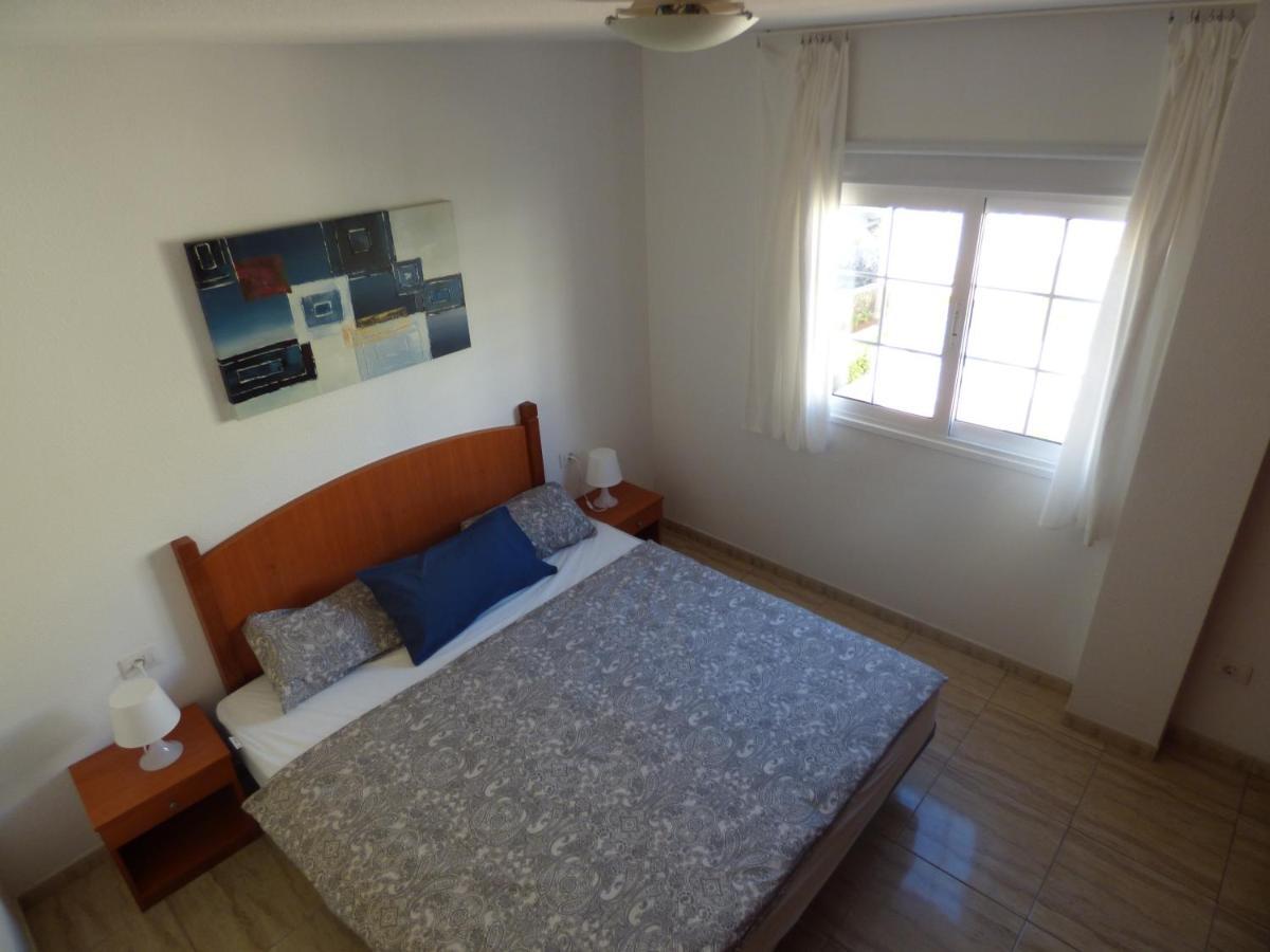 Apartman Mar Primavera อาโรนา ภายนอก รูปภาพ