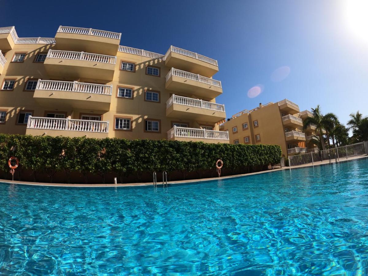 Apartman Mar Primavera อาโรนา ภายนอก รูปภาพ
